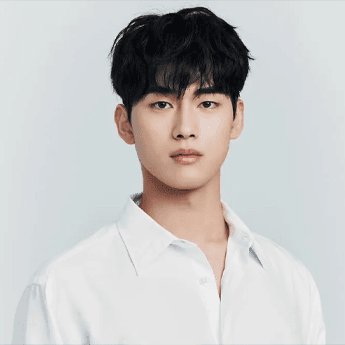 홍민기