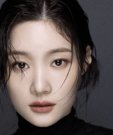 정채연