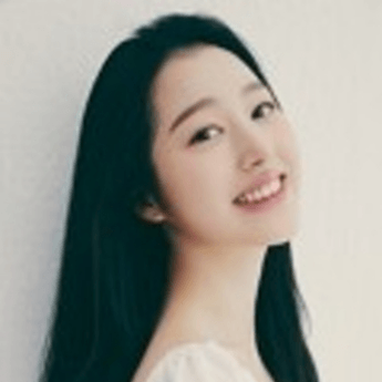 장다아